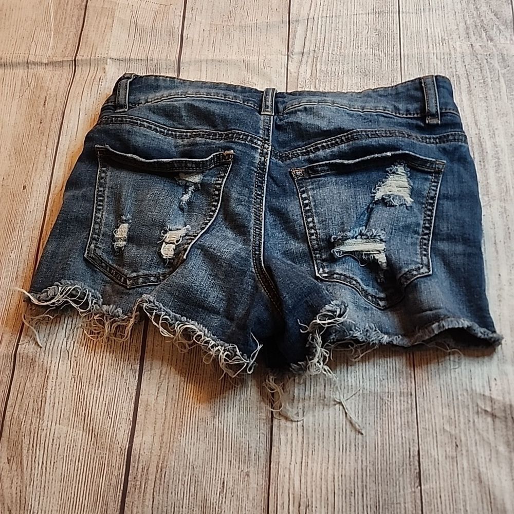 Rue21 size 6 Shorts - Picture 2 of 4